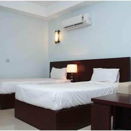 Hotel Multan Continental Kültér fotó