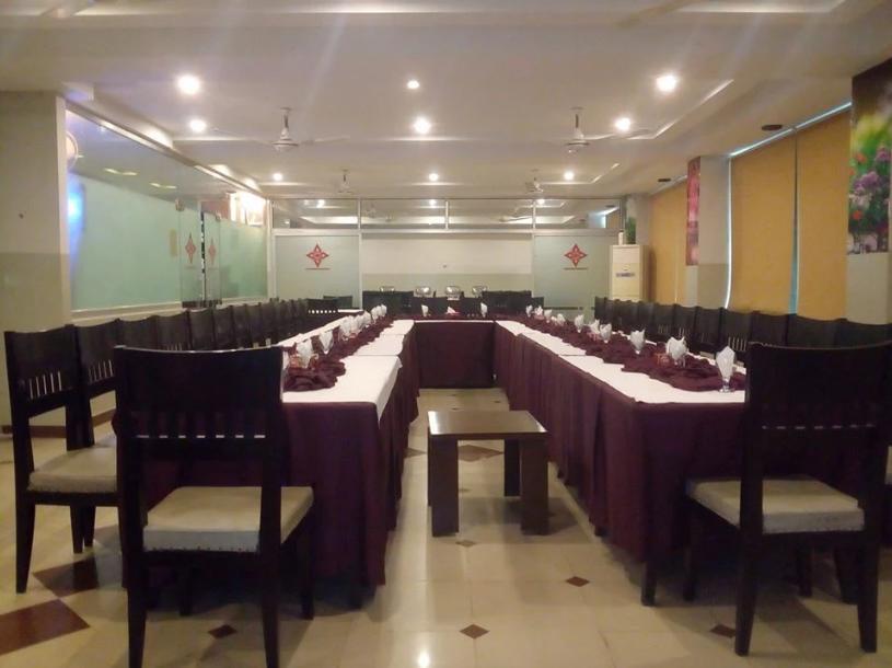 Hotel Multan Continental Kültér fotó