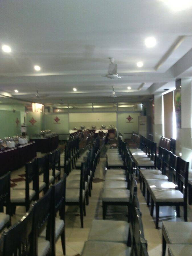 Hotel Multan Continental Kültér fotó