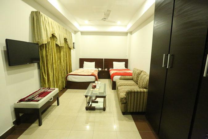 Hotel Multan Continental Kültér fotó
